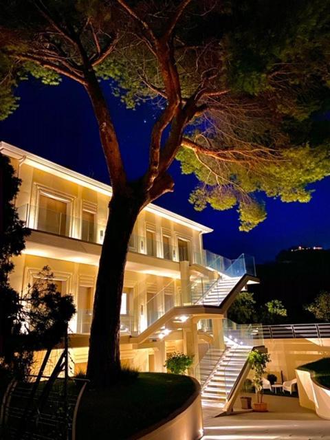 S'O Suites Tropea Exterior foto