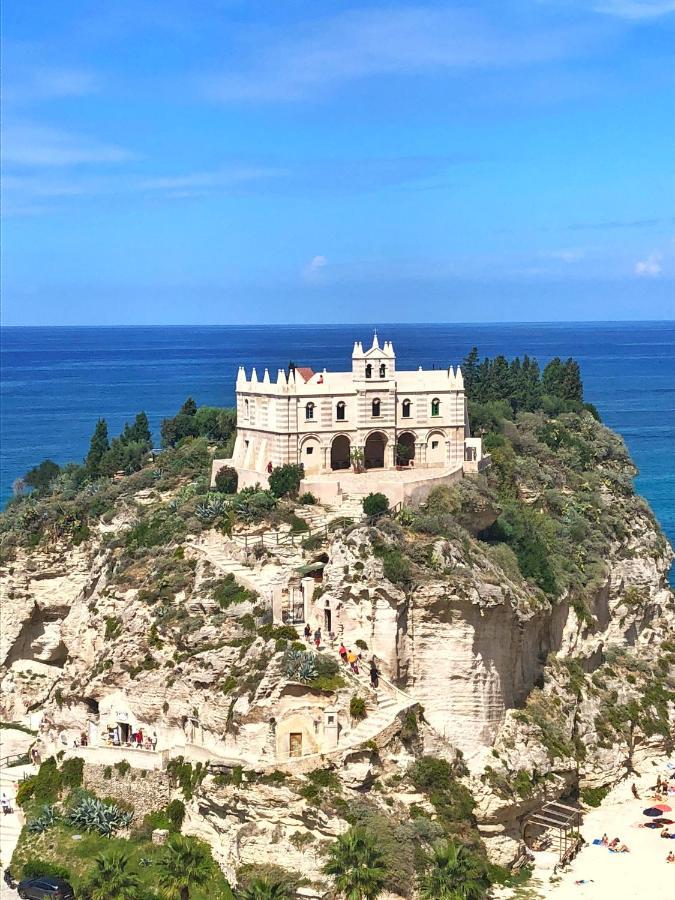 S'O Suites Tropea Exterior foto